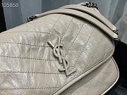 Ysl Medium Niki Crinkled Leather Light Beige 6331580 28x20.5x8.5cm - 2