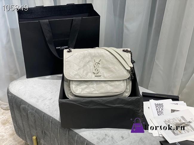 Ysl Medium Niki Crinkled Leather White 6331580 28x20.5x8.5cm - 1
