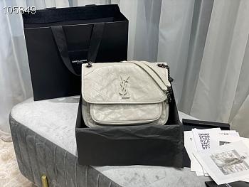 Ysl Medium Niki Crinkled Leather White 6331580 28x20.5x8.5cm