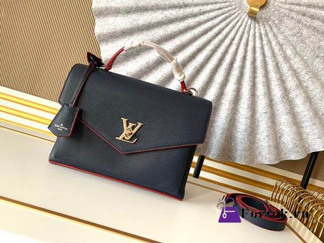 Louis Vuitton M54849 My Lockme Noir