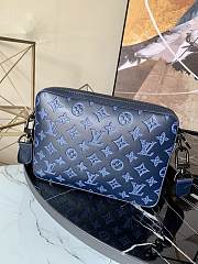 Louis Vuitton Messenger Duo Blue M45730 26x18.5x5cm  - 3