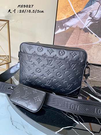 Louis Vuitton Messenger Duo Black M69827 26x18.5x5cm 