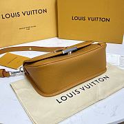 Louis Vuitton Buci Epi Leather Gold Brown M59459 24.5x15.5x9cm - 4
