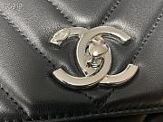 Chanel Trendy CC Chevron Flap Bag Silver-tone Metal Black A92235 25cm - 6