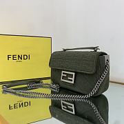 Fendi Midi Baguette Chain Bag Farbic Green 8BR793 24x7x14.5cm - 6