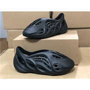 Yeezy Foam RNNR Black  - 1