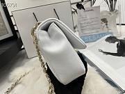 Chanel Chain Flap Bag White AS1354 16x24x6cm - 3