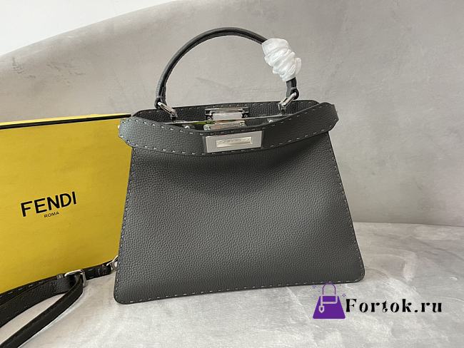Fendi Medium Peekaboo Iseeu Full Grained Leather Gray 33x25.5x13cm - 1