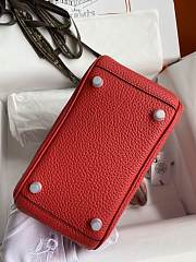 Hermes Mini Lindy In Clemence Leather Silver-tone Red 19cm - 6