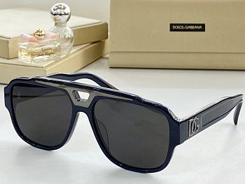 Dolce&Gabbana Aviator Frame Sunglasses