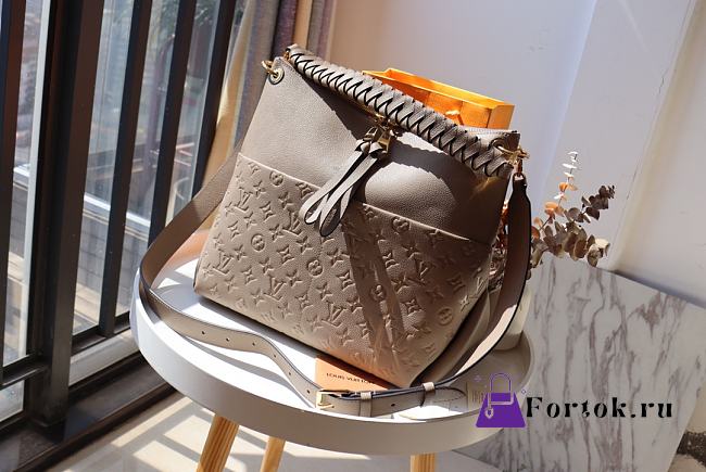 Louis Vuitton Black Monogram Empreinte Leather Maida Hobo Bag