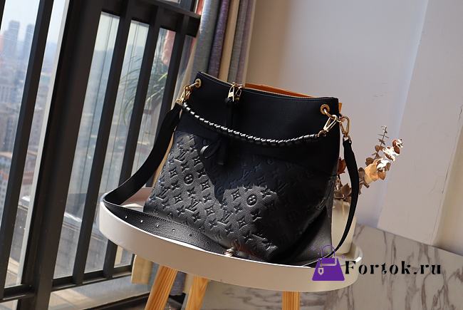 Louis Vuitton Maida Hobo Bag Monogram Empreinte Leather Black M45522  33x16x30cm 
