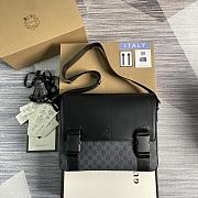 Gucci Signature Canvas Messenger Black 406367 34x25x10cm - 1