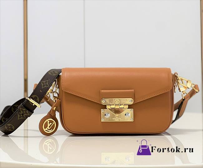 Louis Vuitton Swing Brown M20396 24x15x6cm  - 1