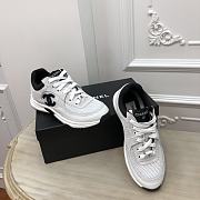 Chanel Low Top Trainer Suede White/Black - 2