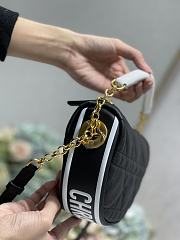 Dior Small Vibe Hobo Bag Lambskin Black M7200 20×15×7cm - 6