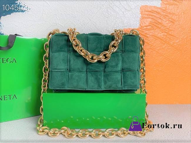 Bottega Veneta Chain Cassette Suede Green 631421 26x18x8cm - 1