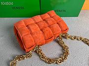 Bottega Veneta Chain Cassette Suede Maple 631421 26x18x8cm - 2