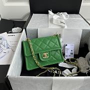 Chanel Small Flap Bag Grained Leather Green AS2356 14.5x18x8cm - 1