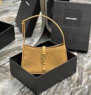 Ysl Le 5 À 7 Hobo Bag In Suede 6572282 25x14x6cm - 3