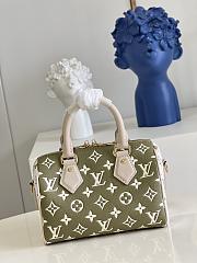 Louis Vuitton Speedy 20 Monogram Leather Khaki Green/Creme M46118 20.5x13.5x12cm - 3