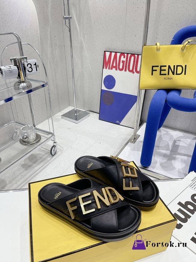 Fendi Logo Lettering Slides Black - 1