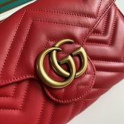 Gucci Mini GG Marmont Matelassé Bag Red 474575 20x13x6cm - 3