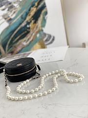Chanel Round Clutch With Pearl Chain Black A68055 12x12x4.5cm - 5