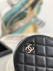 Chanel Round Clutch With Pearl Chain Black A68055 12x12x4.5cm - 3