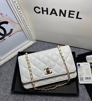 Chanel Trendy CC WOC White A80982 19cm