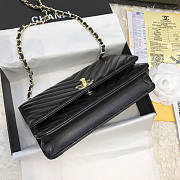 Chanel Chervon Trendy CC WOC Black A80982 19cm - 5