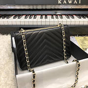 Chanel Chervon Trendy CC WOC Black A80982 19cm - 3