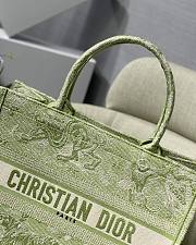 Dior Small Book Tote Green Embroidery M1296 36.5x28x17.5cm - 4