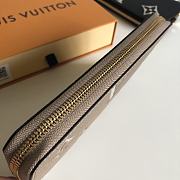 Louis Vuitton Zippy Wallet Bicolor Monogram Beige/Creme M69794 19x10cm - 6