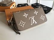 Louis Vuitton Zippy Wallet Bicolor Monogram Beige/Creme M69794 19x10cm - 5