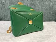 Valentino One Stud Nappa Bag With Chain Green 19x14x11cm - 5