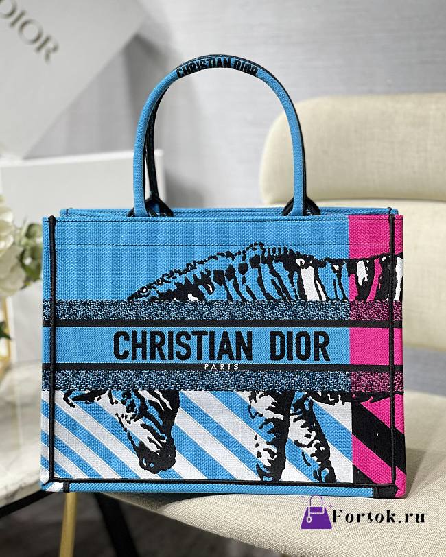 Dior Small Book Tote Blue/Pink D-Jungle Embroidery M1296 36.5x28x17.5cm - 1