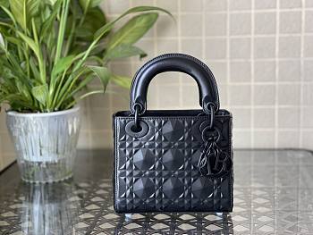 Dior Mini Lady Dior Bag Diamond Motif Black M0505 17x15x7cm