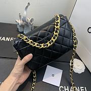 Chanel Shiny Quilted Lambskin Flap Bag Black AS1895 20x13x7cm - 4