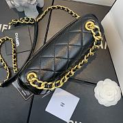 Chanel Shiny Quilted Lambskin Flap Bag Black AS1895 20x13x7cm - 3