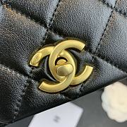 Chanel Shiny Quilted Lambskin Flap Bag Black AS1895 20x13x7cm - 2