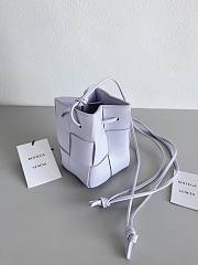 Bottega Veneta Cassette Light Purple 680217 14x9x9cm - 1