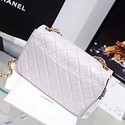 Chanel Shiny Quilted Lambskin Flap Bag White AS1895 20x13x7cm - 5