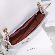 Chanel Shiny Quilted Lambskin Flap Bag White AS1895 20x13x7cm - 4