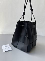 Bottega Veneta Cassette Black 680218 18x14x14cm - 4