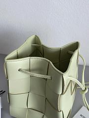 Bottega Veneta Cassette Lemon Green 680218 18x14x14cm - 4