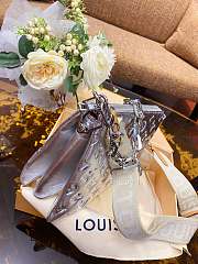 Louis Vuitton Coussin PM Silver M57792 26x20x12cm - 4