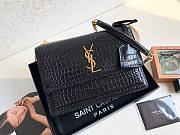 Ysl Medium Sunset Chain Bag In Crocodile Leather Black Gold-tone Metal 442906 22x16x8cm - 1