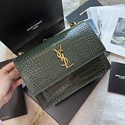 Ysl Medium Sunset Chain Bag In Crocodile Leather Green 442906 22x16x8cm - 4