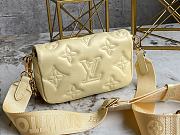 Louis Vuitton Wallet On Strap Bubblegram Light Yellow M81400 20x12x6cm - 6